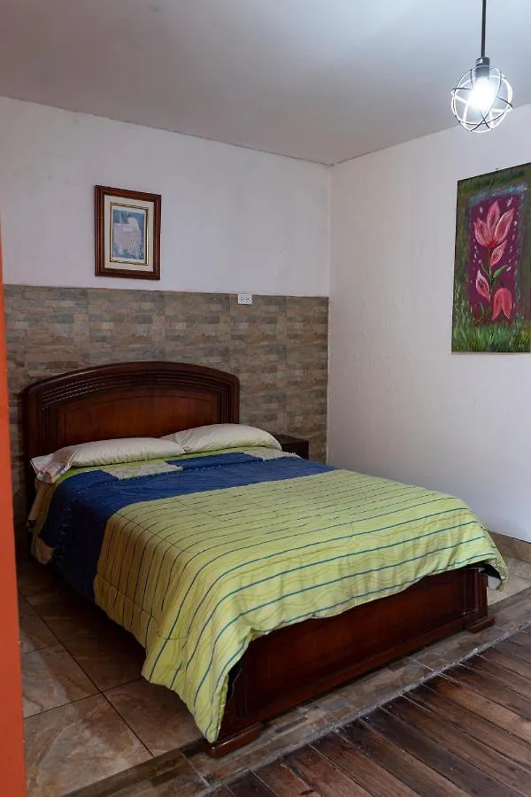 Hotel Blue Door Housing Historic Quito
