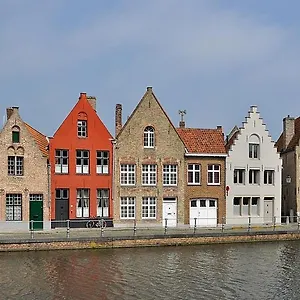 With Carparking, Bicycles And Small Breakfast Bed & Breakfast Bruges