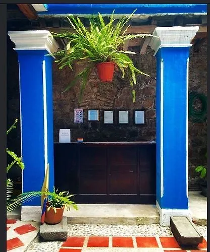 ***  ホテル Blue Door Housing Historic キト エクアドル